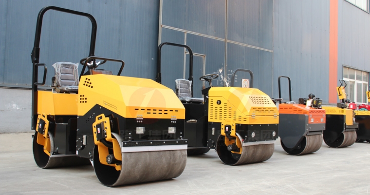 乐橙国际集团详解压路机选购要领